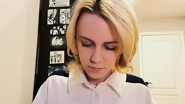 Try our streaming cams variety and talk on a personal level with our adorable girls streamers, showing off their bountiful shapes and dildos.