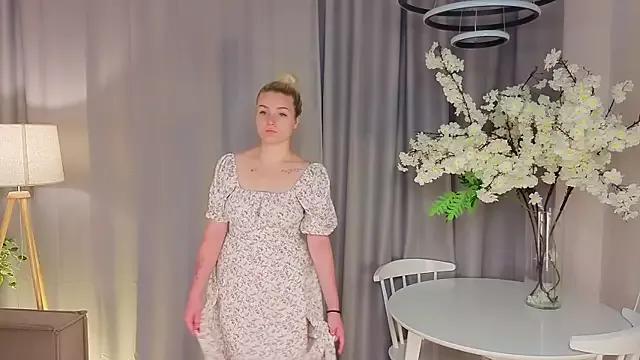 StephaniAnderson from StripChat is Freechat