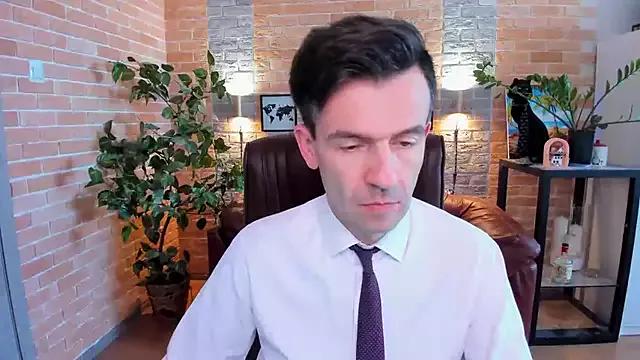 SteveTiger from StripChat is Freechat