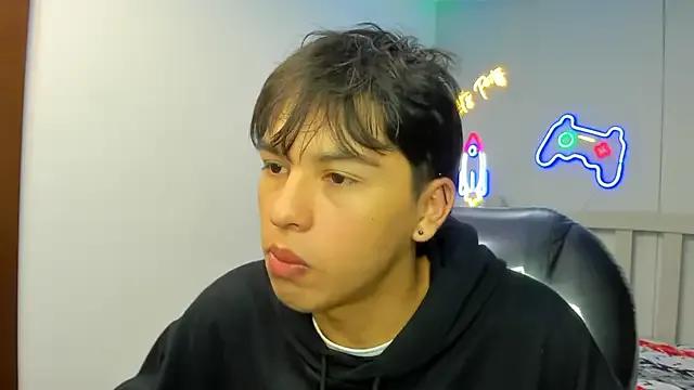 StiwenTwink from StripChat is Freechat