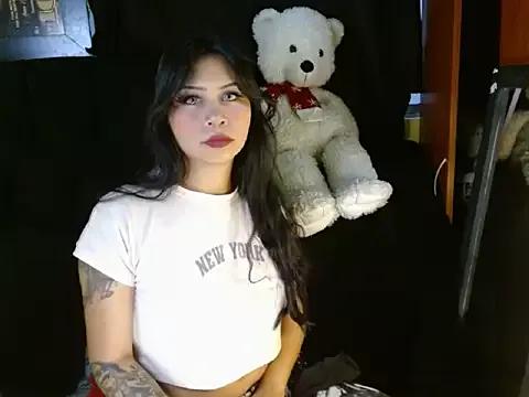 storm_doll2 from StripChat is Freechat