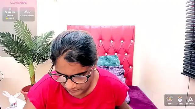 Strawberry_Lips from StripChat is Freechat