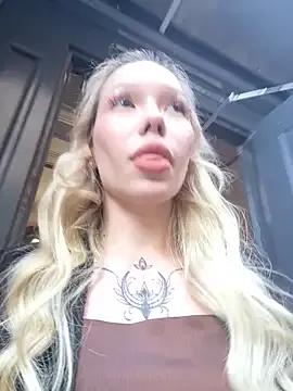 Try our streaming cams variety and talk on a personal level with our adorable girls streamers, showing off their bountiful shapes and dildos.