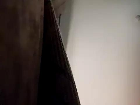 Stripmummydaddy19 from StripChat is Freechat