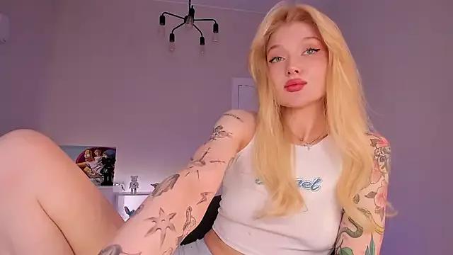 Try our streaming cams variety and talk on a personal level with our adorable girls streamers, showing off their bountiful shapes and dildos.