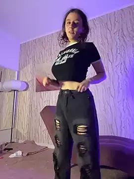 SugarBabyIvy from StripChat is Freechat
