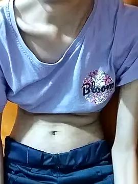 Sugarsamira from StripChat is Freechat