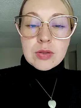Summer__8 from StripChat