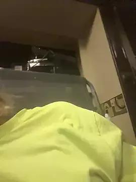 SummerBlueMoon from StripChat