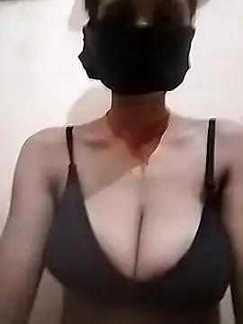 Suneeta_Love from StripChat is Freechat