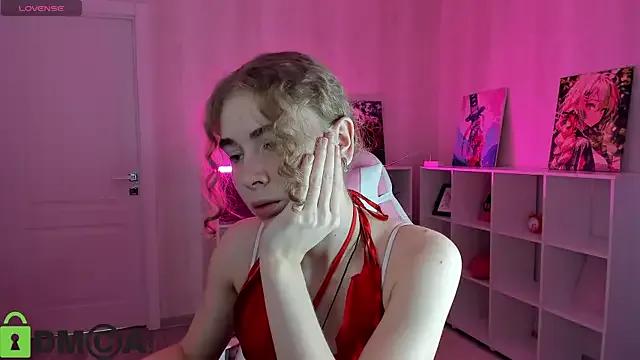 Sunn_shine from StripChat