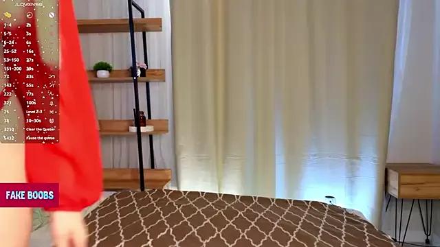 SunnivaBouler from StripChat