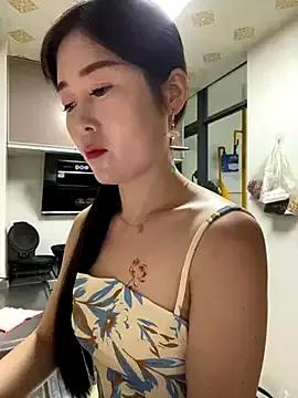 sunny-520 from StripChat