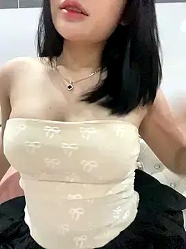 Sunny_babyy from StripChat is Freechat