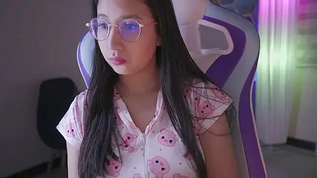 Sunny_flower_ from StripChat