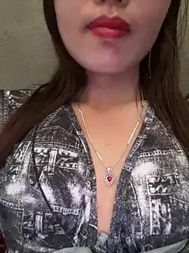 Sunny_lotus from StripChat