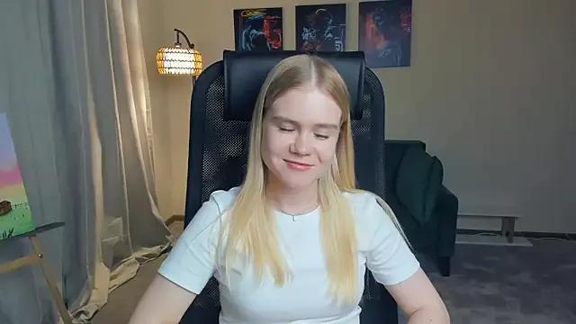 SunnyAltobello from StripChat is Freechat