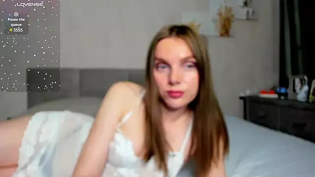 Try our streaming cams variety and talk on a personal level with our adorable girls streamers, showing off their bountiful shapes and dildos.