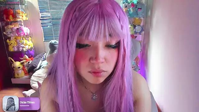Try our streaming cams variety and talk on a personal level with our adorable girls streamers, showing off their bountiful shapes and dildos.