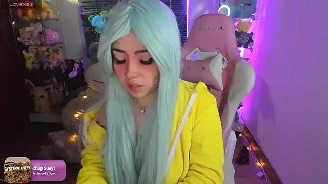 Try our streaming cams variety and talk on a personal level with our adorable girls streamers, showing off their bountiful shapes and dildos.