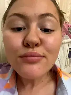 SunshineEmma from StripChat is Freechat