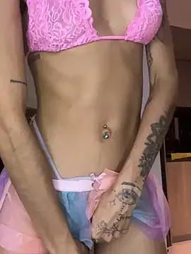 SunshineLizzy from StripChat