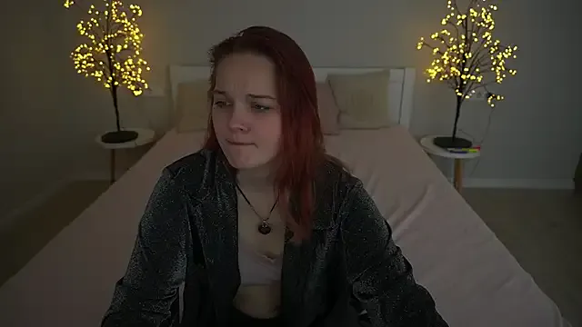 SunShineLolaa from StripChat is Freechat