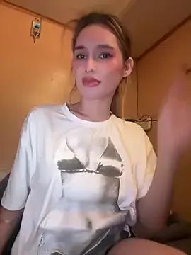 surprisecockmia from StripChat is Freechat