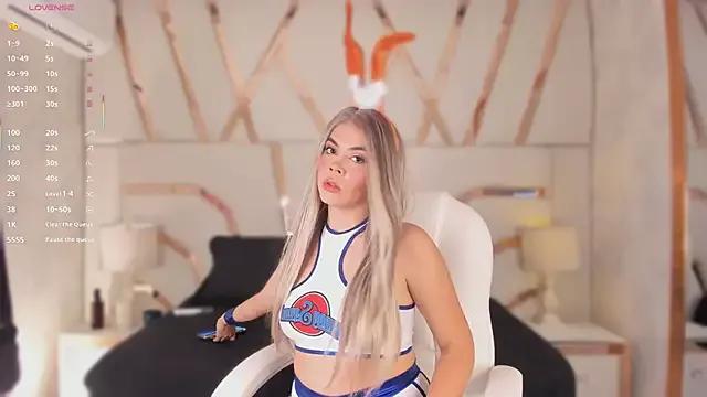 susan_vega_ from StripChat is Freechat