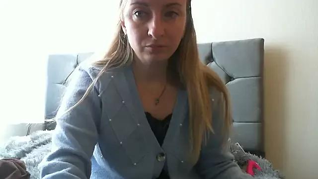 SusanCurt from StripChat