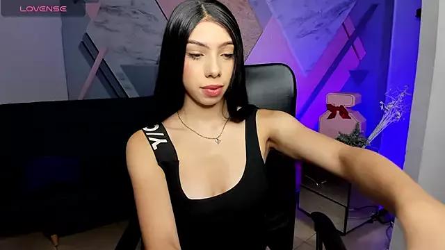SusanVegaa from StripChat