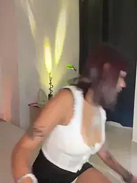 Susi_bell from StripChat