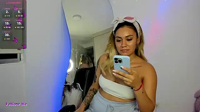 SussiVega from StripChat