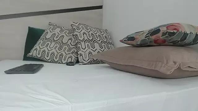 sussy_leon from StripChat