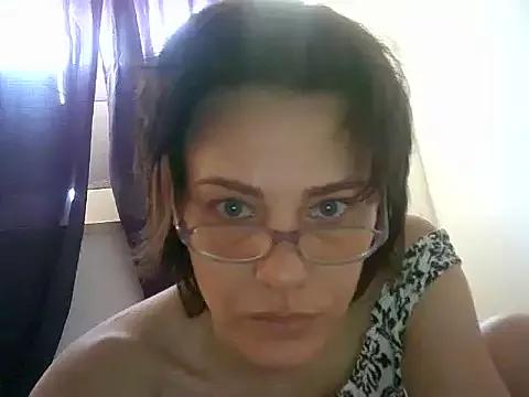Susyly from StripChat