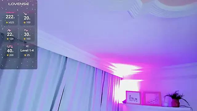 susyy7 from StripChat