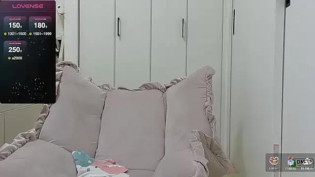 SUZU_ from StripChat