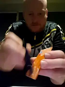 svenni2525 from StripChat is Freechat