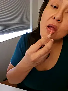 sw33th3art on StripChat 