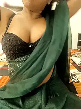 Swaalina from StripChat is Freechat