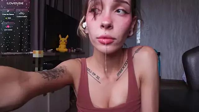 sweed_angel from StripChat