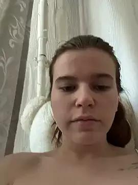 sweeet_july from StripChat