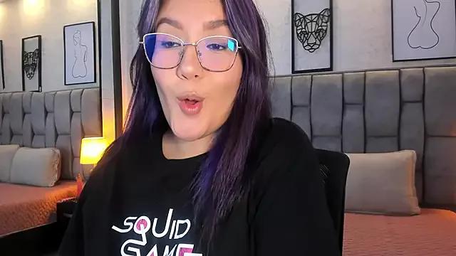 Try our streaming cams variety and talk on a personal level with our adorable girls streamers, showing off their bountiful shapes and dildos.