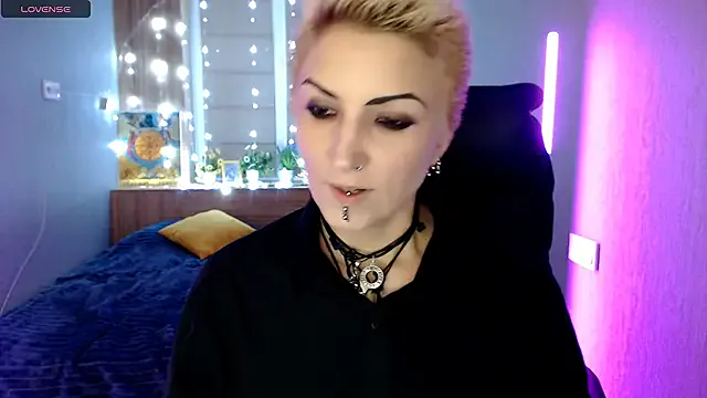 Sweet-n-Strong on StripChat 