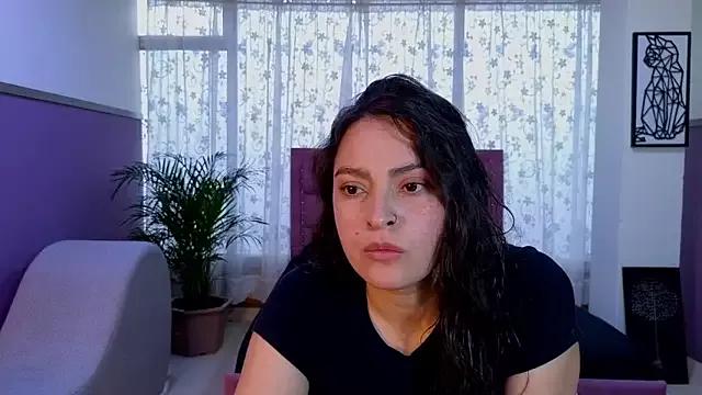 sweet_ahinara from StripChat