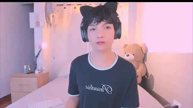 Sweet_Allan from StripChat