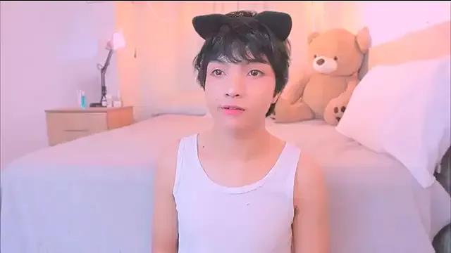 Sweet_Allan from StripChat is Freechat