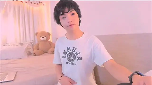 Sweet_Allan from StripChat is Freechat