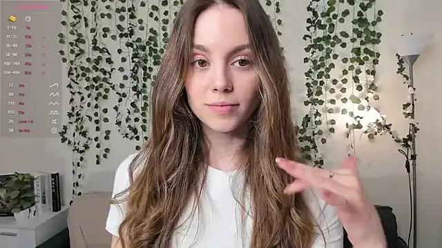 sweet_and_flirt from StripChat is Freechat