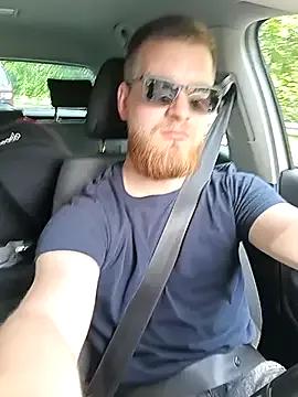 Sweet_bear69 from StripChat